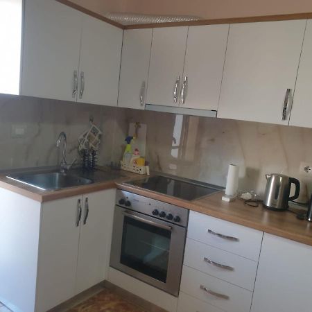 Jozi Kaiser Apartment 4 ドゥラス エクステリア 写真